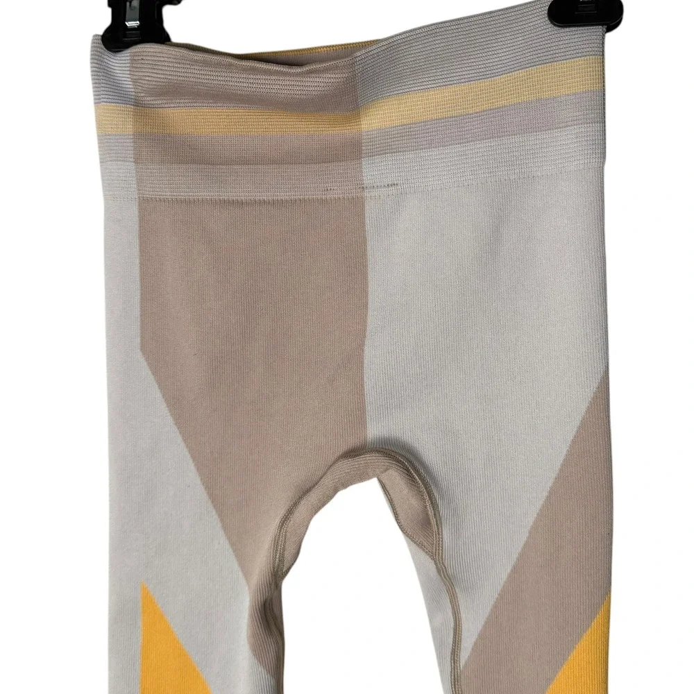 Nike Sculpt Lux Leggings Womens M Yellow‎ Geometric Knit Seamless High Rise Yoga